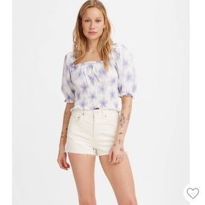Levi’s Women short sleeve square neck Tilly smocked top size L